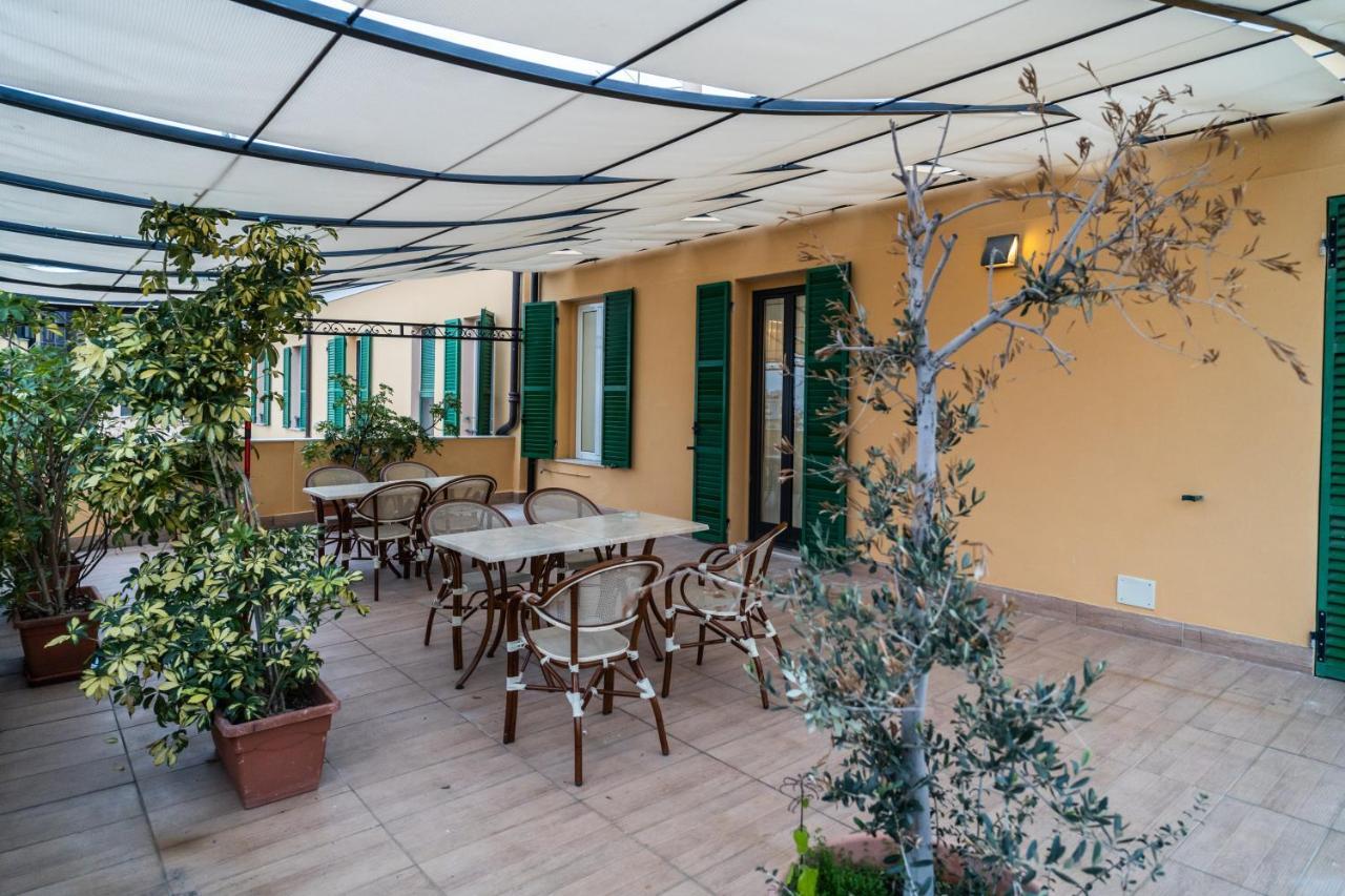 Hotel Globo Suite-Correnti Hotels Sanremo Exterior photo