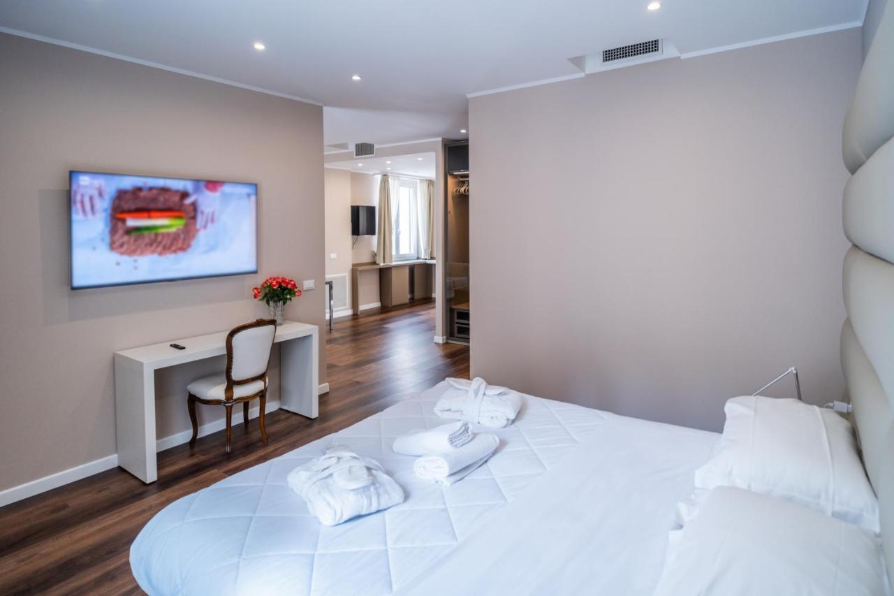 Hotel Globo Suite-Correnti Hotels Sanremo Exterior photo