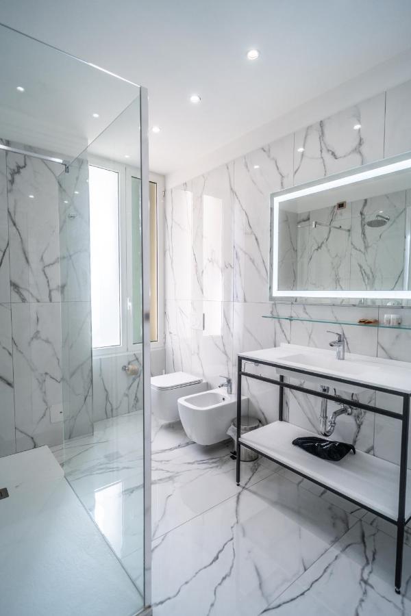 Hotel Globo Suite-Correnti Hotels Sanremo Exterior photo
