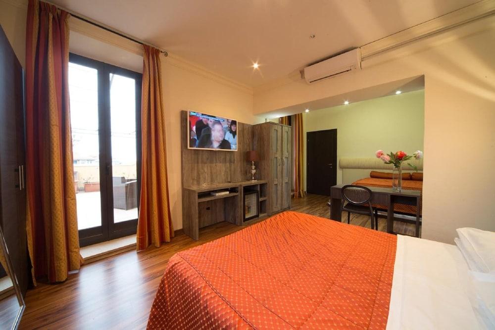 Hotel Globo Suite-Correnti Hotels Sanremo Exterior photo