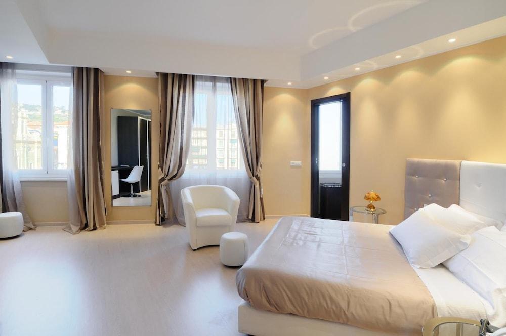Hotel Globo Suite-Correnti Hotels Sanremo Exterior photo