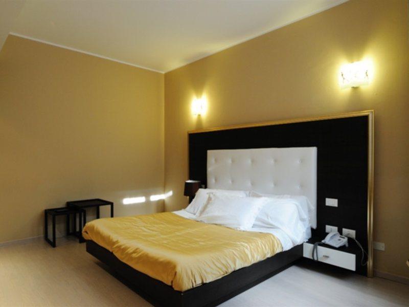 Hotel Globo Suite-Correnti Hotels Sanremo Exterior photo